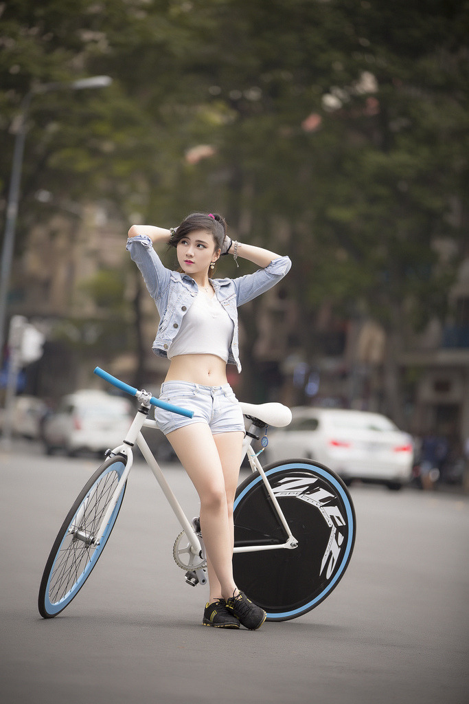 她的大黑书卷子2